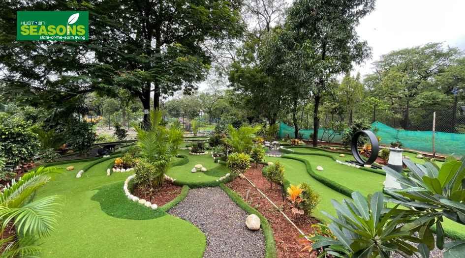 Hubtown-Seasons-Amenities-Reflexology-Pathway-Landscape-Garden